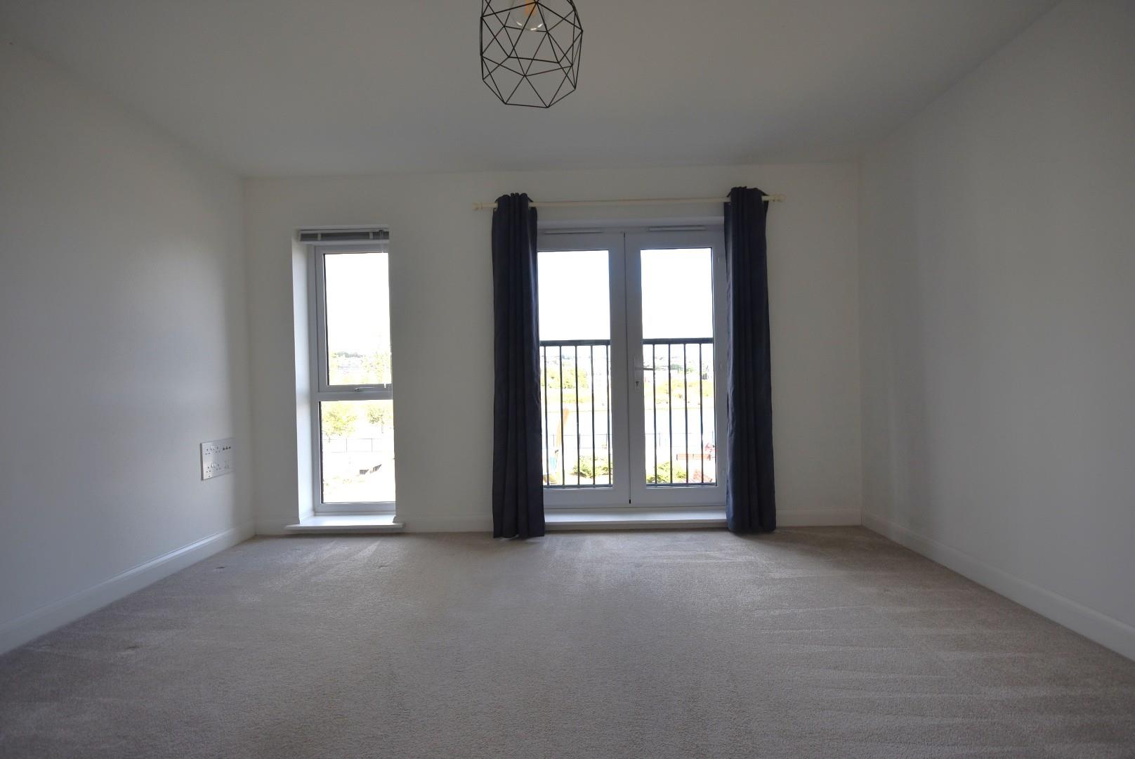 10 Clos Cymmer, Barry, CF62 5DL